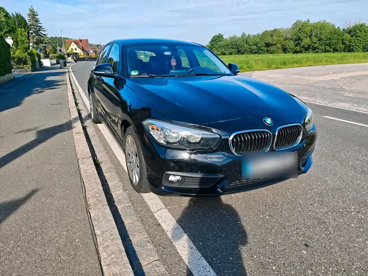 Gebraucht BMW 116 109 PS (80 kW) 2016 Schwarz Kleinwagen