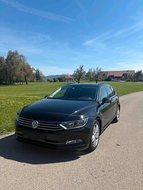 Gebraucht VW Passat 121 PS (88 kW) 2015 Kombi