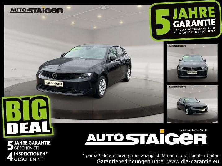 Lackierung schwarz perla nera/ Gebraucht 2024 Opel Astra Elegance Limousine | 19.222 € (Superpreis) - Bild 1/4