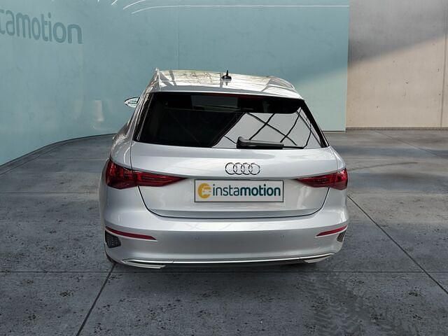 Gebraucht Audi A3 Ambiente 110 PS (80 kW) 2023 Silber Limousine