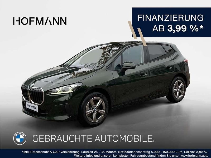 Sanremo green metallic Gebraucht 2024 BMW 218 Van / Kleinbus | 29.890 € (Fairer Preis) - Bild 1/2
