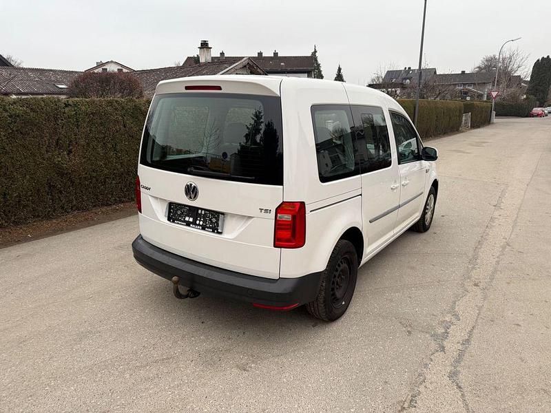 Gebraucht VW Caddy Trendline 102 PS (75 kW) 2016 Weiß Van / Kleinbus