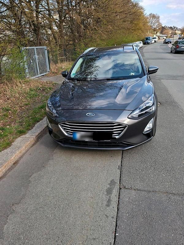 Second-hand Ford Focus 150 CP (110 kW) 2019 Gri Break