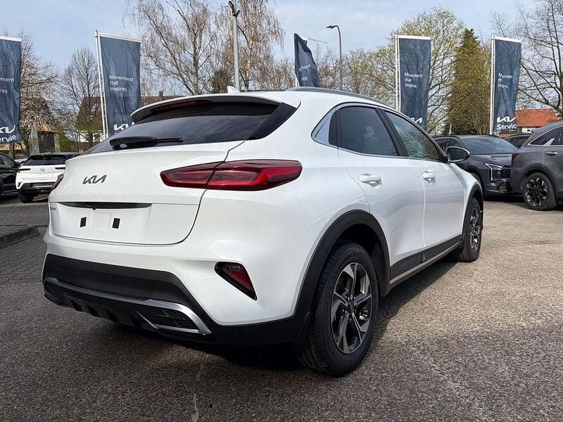 Neu Kia XCeed 150 PS (110 kW) 2026 Weiß SUV