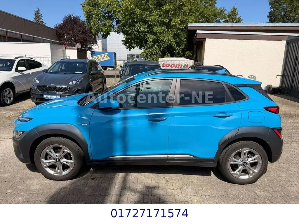 Gebraucht Hyundai Kona 136 PS (100 kW) 2022 Blau SUV