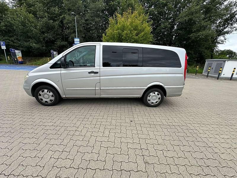 Gebraucht Mercedes Vito 150 PS (110 kW) 2005 Silber Van