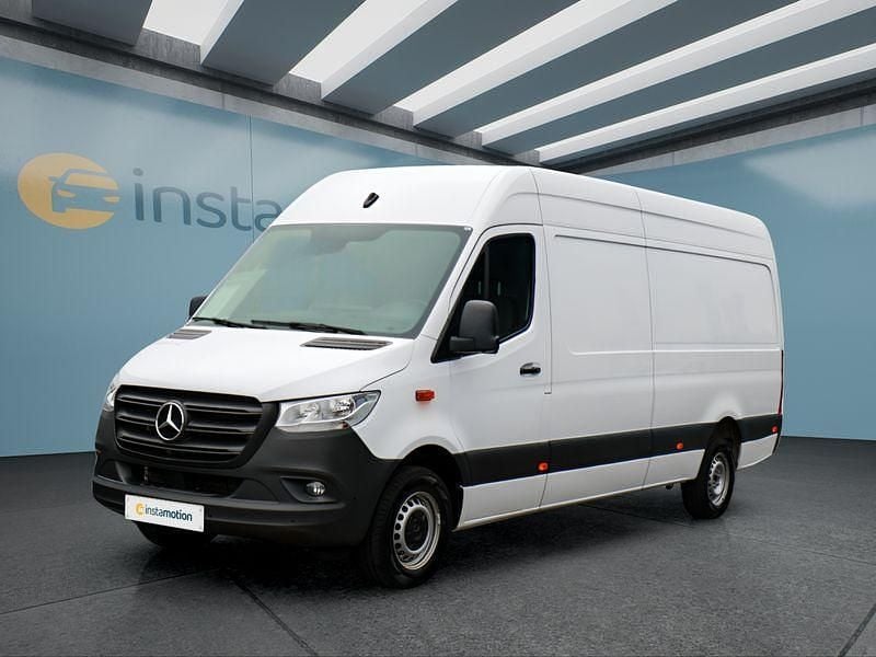 Weiß Gebraucht 2023 Mercedes Sprinter Van | 35.199 € (Guter Preis) - Bild 1/4