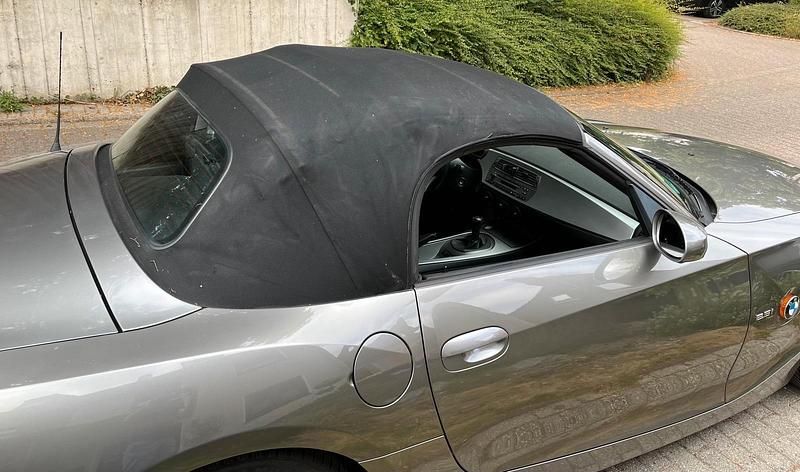 Gebraucht BMW Z4 192 PS (141 kW) 2004 Grau Cabrio