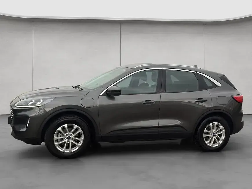 Gebraucht Ford Kuga Titanium 224 PS (164 kW) 2022 Grau SUV