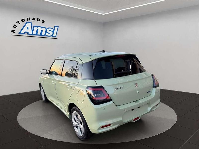 Neu Suzuki Swift Comfort 83 PS (61 kW) 2025 Cool yellow Limousine