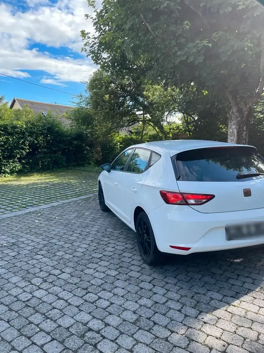 Gebraucht Seat Leon 150 PS (110 kW) 2014 Weiß Limousine
