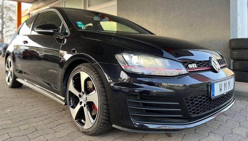Schwarz Gebraucht 2013 VW Golf VII GTI Limousine | 15.999 € (Fairer Preis) - Bild 1/4