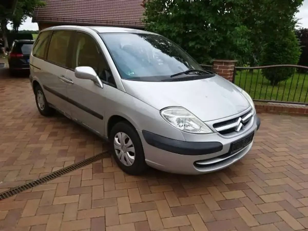 Gebraucht Citroën C8 Tendance 136 PS (100 kW) 2005 Silber Van / Kleinbus