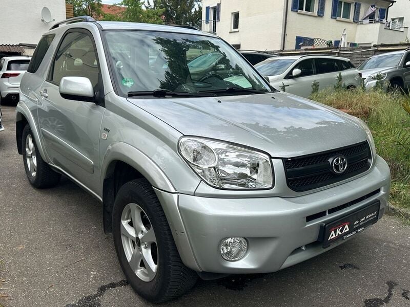 Silber Gebraucht 2005 Toyota RAV4 Sol SUV | 5.999 € (Fairer Preis) - Bild 1/4