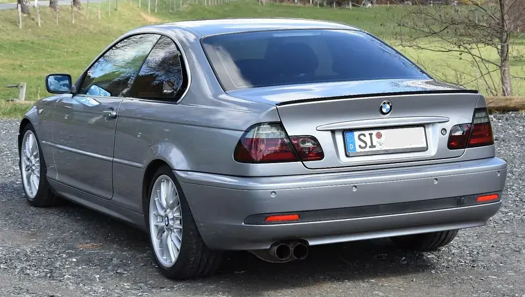 Używany BMW 320 Performance 170 KM (125 kW) 2003 Szary Coupe