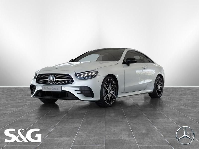 Manufaktur lack manufaktur opali Gebraucht 2022 Mercedes E300 AMG Coupé | 46.490 € (Fairer Preis) - Bild 1/4