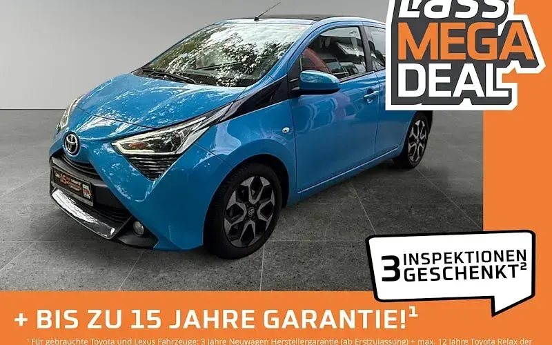Gebraucht Toyota Aygo x-sky 72 PS (52 kW) 2019 Blau Kleinwagen