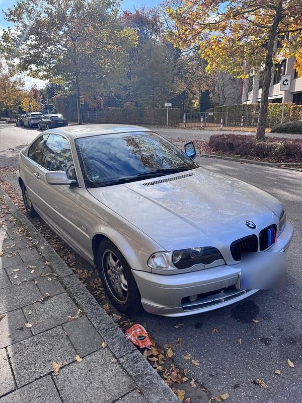 Silber Gebraucht 2000 BMW 323 Coupé | 4.200 € (Etwas zu teuer) - Bild 1/4