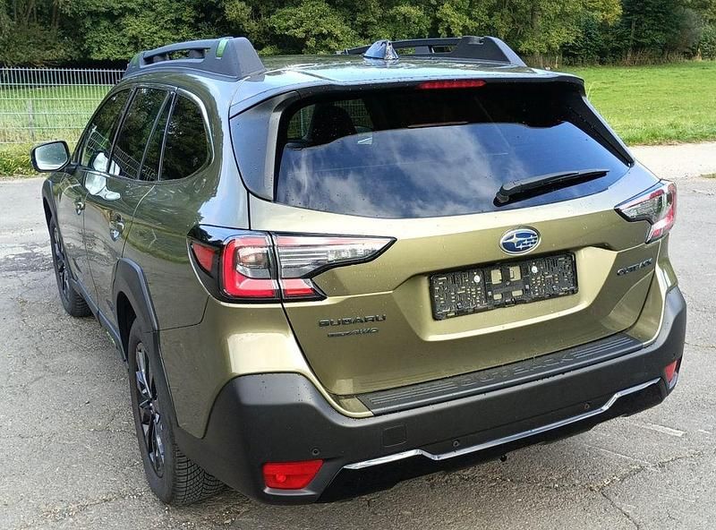 Grün Gebraucht 2023 Subaru Outback Exclusive+ SUV | 39.500 € (Fairer Preis) - Bild 1/4