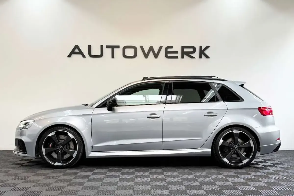 Gebraucht Audi RS3 Sport 400 PS (294 kW) 2020 Silber Limousine