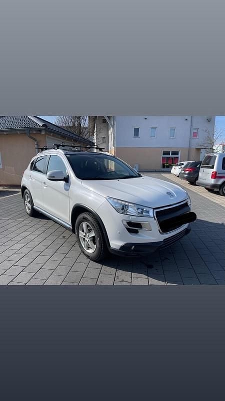 Gebraucht Peugeot 4008 115 PS (84 kW) 2015 Weiß SUV
