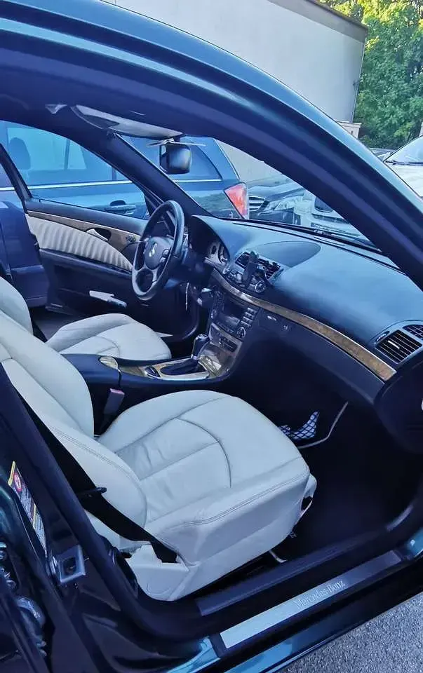 Gebraucht Mercedes E500 Avantgarde 388 PS (285 kW) 2007 Limousine