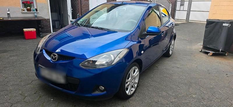 Blau Gebraucht 2009 Mazda 2 Kleinwagen | 3.499 € (Etwas zu teuer) - Bild 1/4