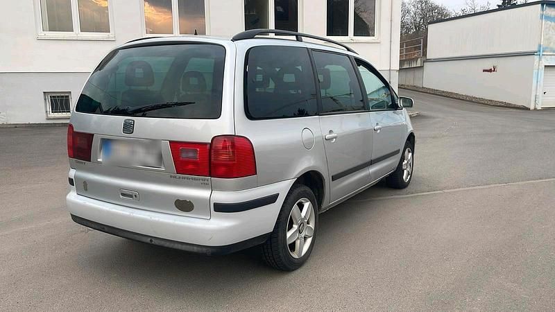 Gebraucht Seat Alhambra 116 PS (85 kW) 2004 Silber Van / Kleinbus