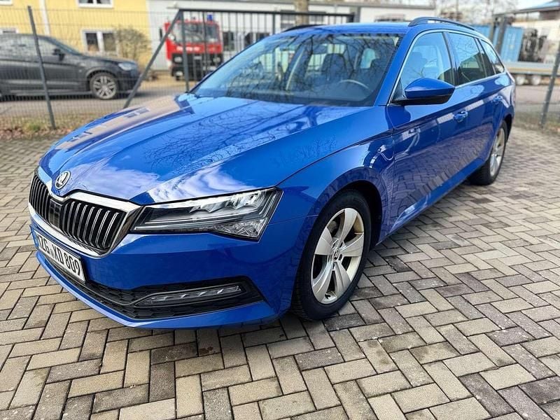 Gebraucht Skoda Superb Ambition 190 PS (139 kW) 2020 Energyblau Kombi