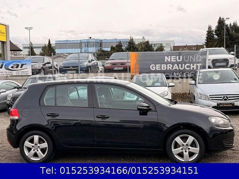 Gebraucht VW Golf VI Comfortline 105 PS (77 kW) 2010 Schwarz Kleinwagen