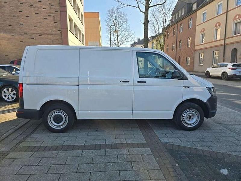 Second-hand VW T6 150 CP (110 kW) 2017 Alb Van