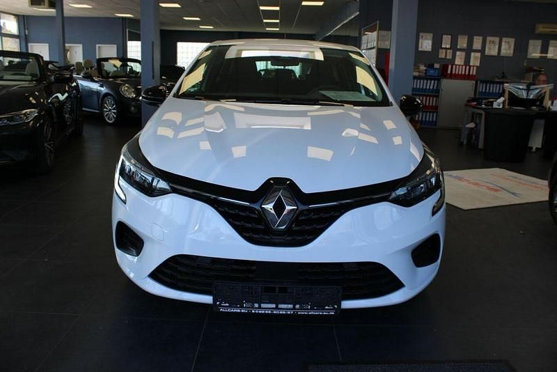 Gebraucht Renault Clio V Equilibre 65 PS (47 kW) 2023 Weiß Limousine
