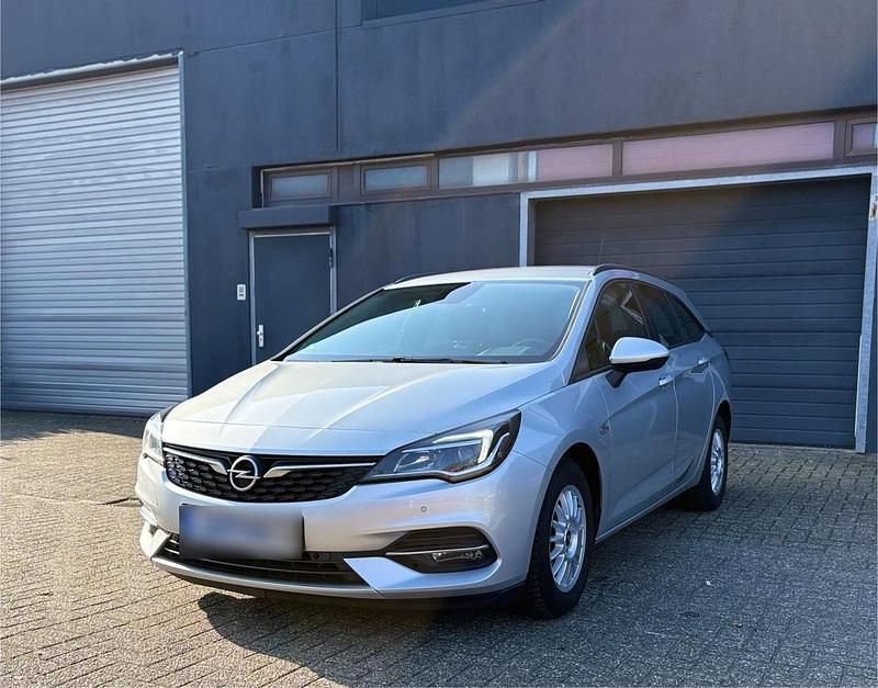 Gebraucht Opel Astra 122 PS (89 kW) 2020 Silber Kombi