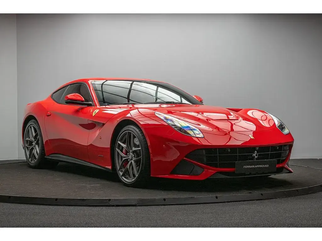 Gebraucht Ferrari F12 2016 Gold Coupé