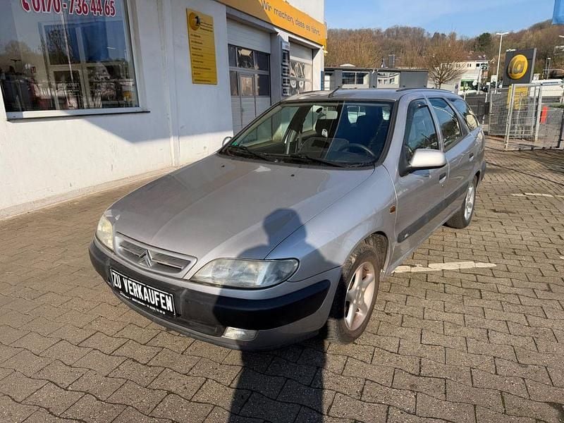 Gebraucht Citroën Xsara 90 PS (66 kW) 1999 Silber Kombi