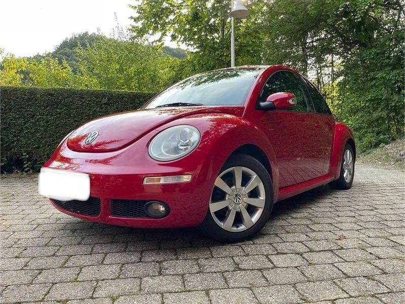 Rot Gebraucht 2008 VW Beetle Coupé | 2.800 € (Fairer Preis) - Bild 1/4