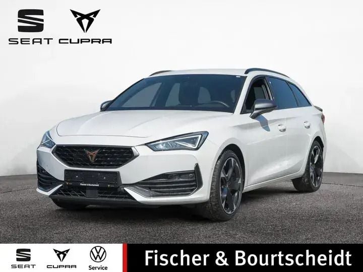 Candy weiss Gebraucht 2024 Cupra Leon Kombi | 29.680 € (Fairer Preis) - Bild 1/4
