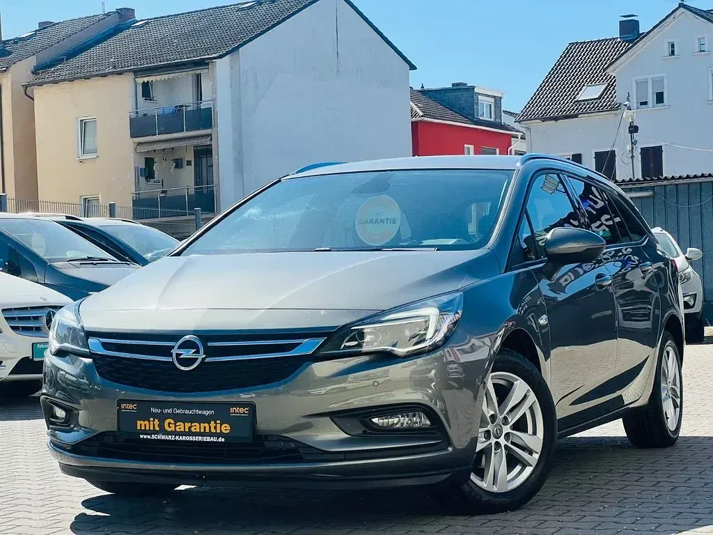 Usata Opel Astra Active 110 CV (80 kW) 2017 Grigio Station wagon