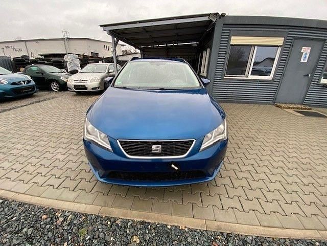 Blau Gebraucht 2015 Seat Leon ST Style Kombi | 5.350 € (Fairer Preis) - Bild 1/4