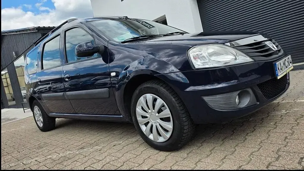 Gebraucht Dacia Logan 87 PS (63 kW) 2012 Schwarz Limousine
