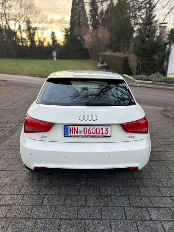 Gebraucht Audi A1 Ambition 86 PS (63 kW) 2012 Weiß Kleinwagen