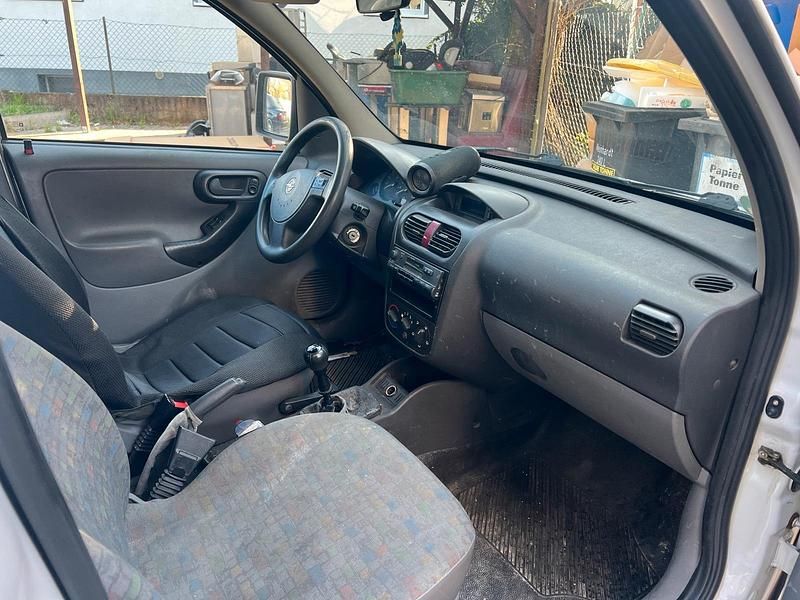 Gebraucht Opel Combo 75 PS (55 kW) 2005 Weiß Van / Kleinbus