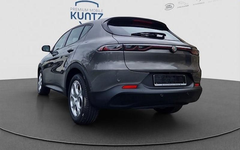 Gebraucht Alfa Romeo Tonale Sprint 131 PS (96 kW) 2024 Grau (grigio vesuvio metallic) SUV