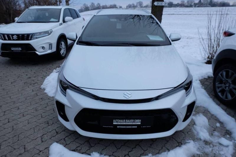 Gebraucht Suzuki Swace Comfort+ 98 PS (72 kW) 2022 Weiß Kombi