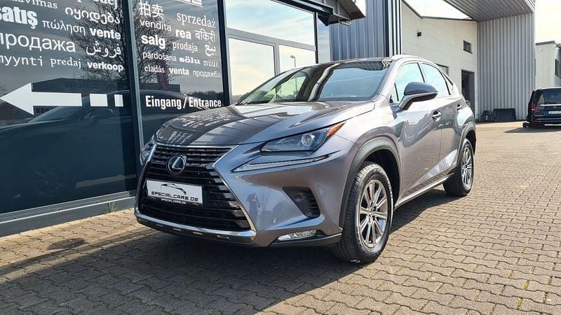 Gebraucht Lexus NX300h 197 PS (144 kW) 2021 Grau SUV