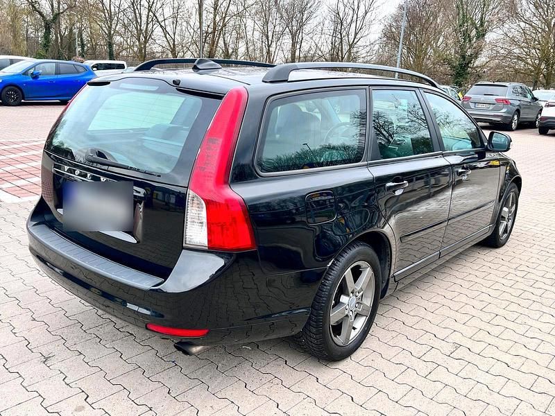Gebraucht Volvo V50 180 PS (132 kW) 2009 Schwarz Kombi