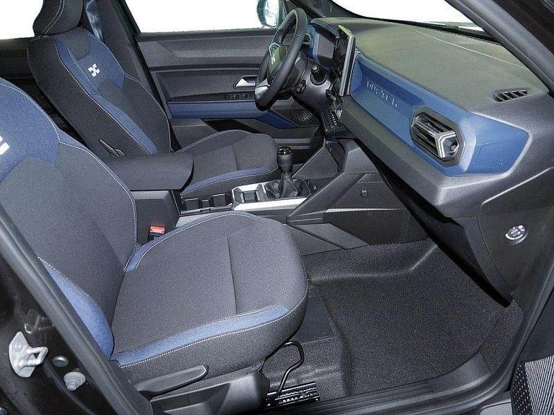 Neu Dacia Duster Journey 131 PS (96 kW) 2025 Schwarz SUV