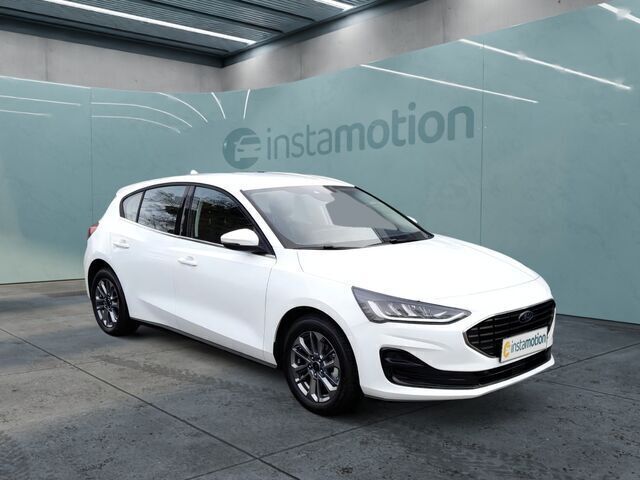 Weiß Gebraucht 2024 Ford Focus Titanium | 23.390 € (Fairer Preis) - Bild 1/2