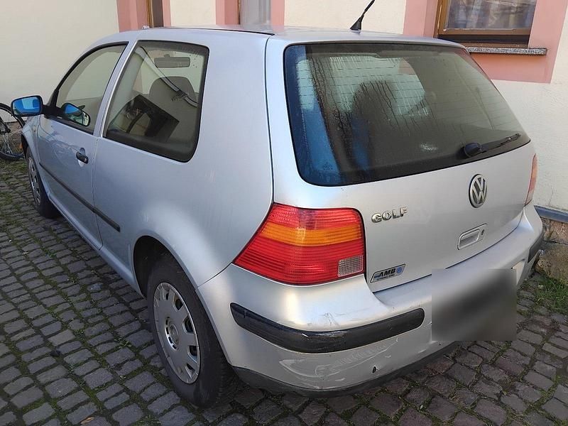 Gebraucht VW Golf IV 75 PS (55 kW) 1998 Silber Kleinwagen