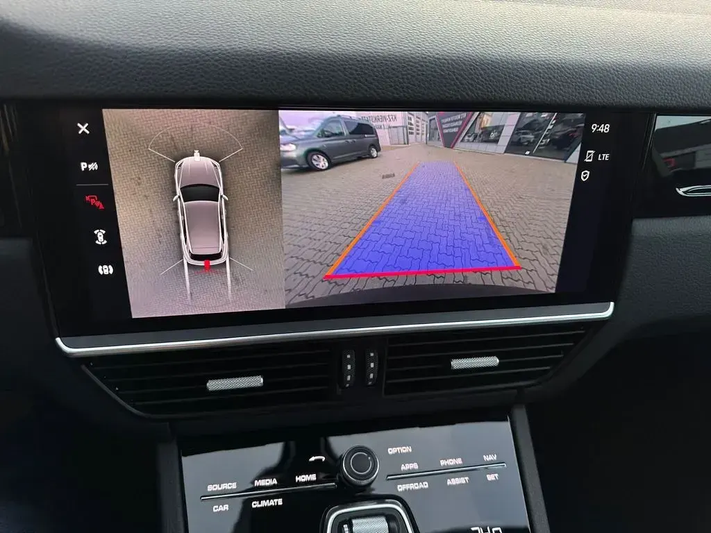 Second-hand Porsche Cayenne 340 CP (250 kW) 2022 Negru SUV